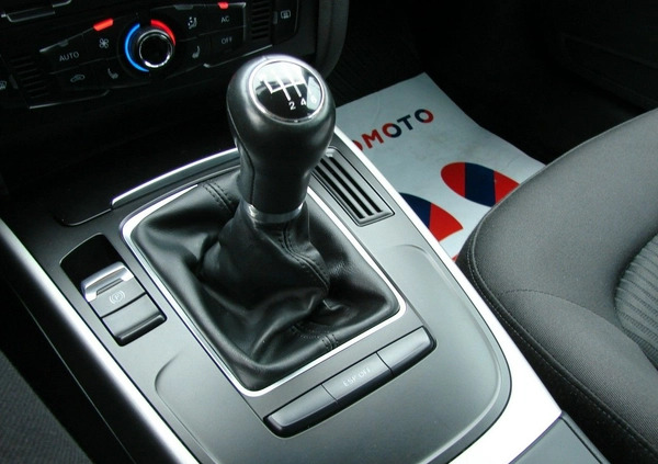 Audi A4 cena 38900 przebieg: 136000, rok produkcji 2010 z Ostrowiec Świętokrzyski małe 326